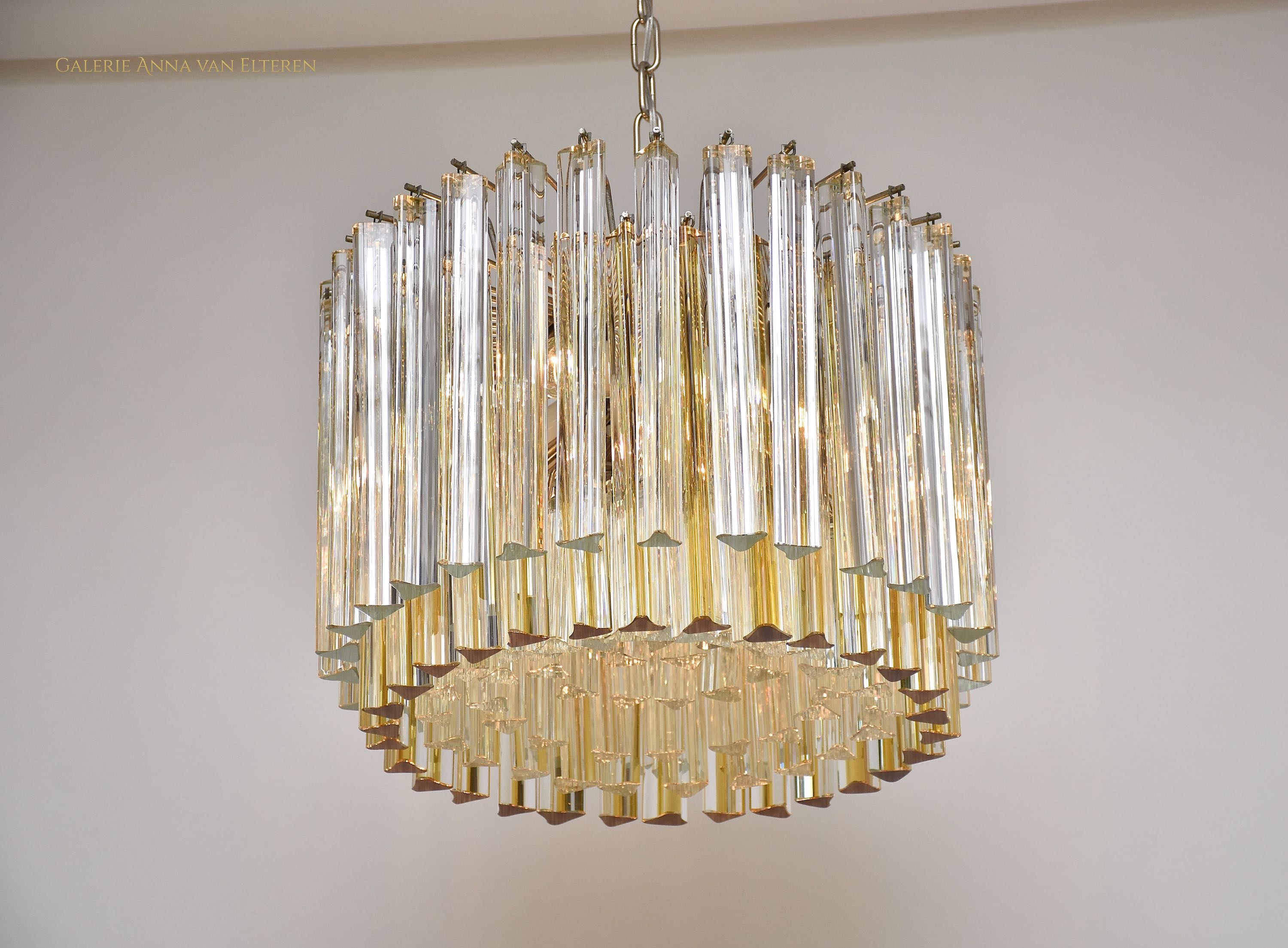 Unique mid-century Venini Murano chandelier 'Trilobo'