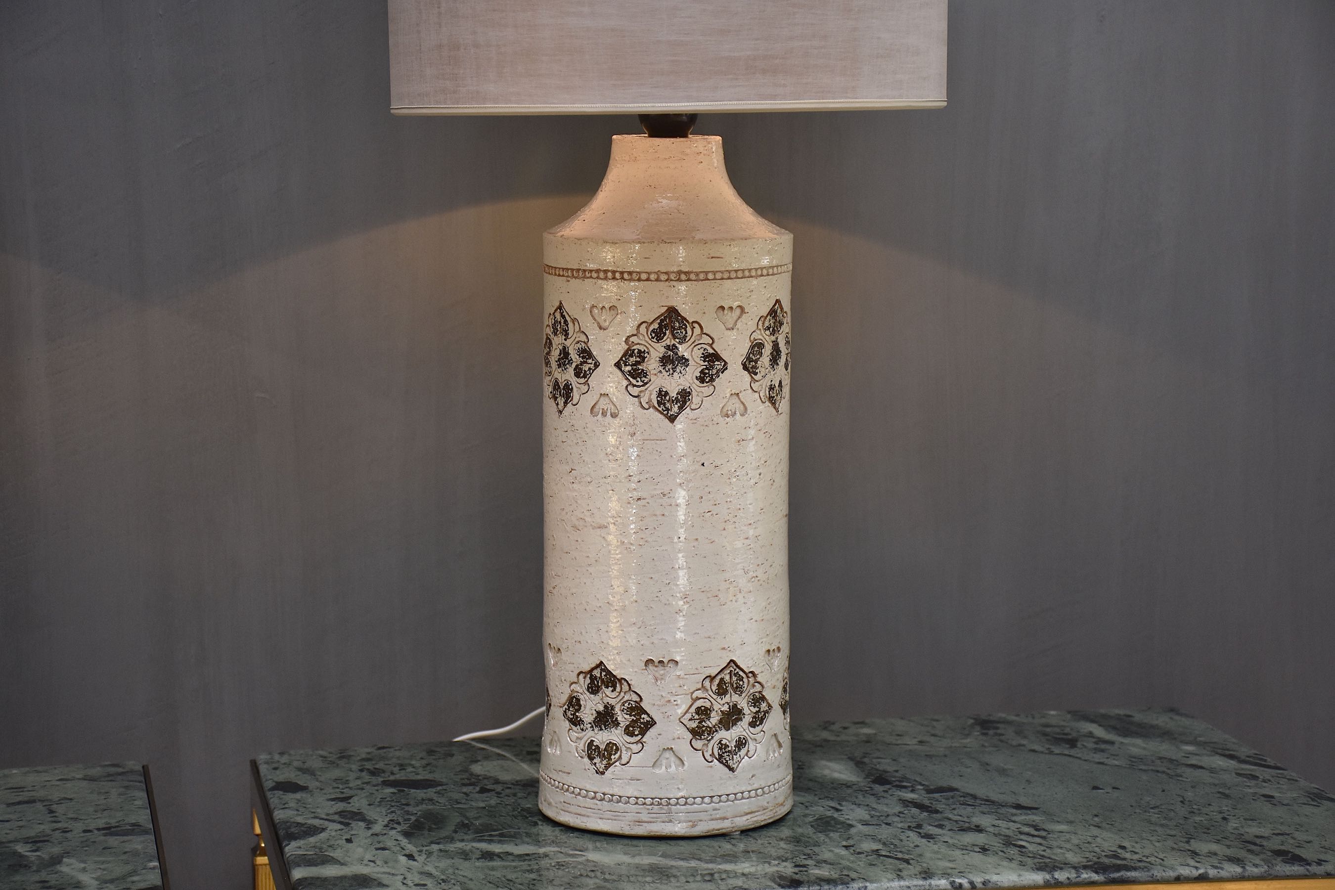 A pair of mid-century Italian ceramic table lamps by Bitossi